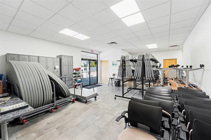 More Photos Of 2304 E Busch Blvd, Tampa Office For Sale