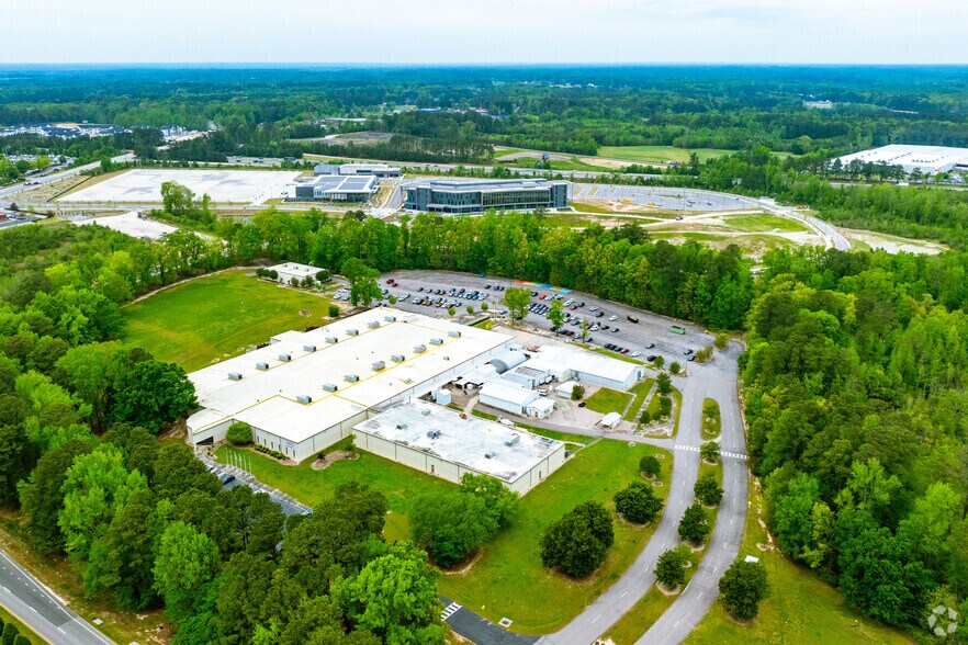 More Photos Of 951 Wendell Blvd, Wendell Manufacturing For Sale