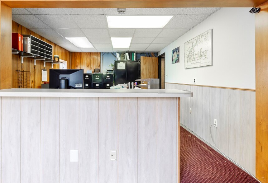 More Photos Of 2 Superior Way, Woodbury Warehouse For Sale