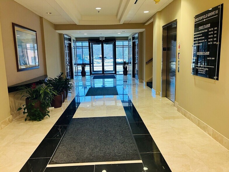 More Photos Of 16640 Chesterfield Grove Rd, Chesterfield Coworking Space