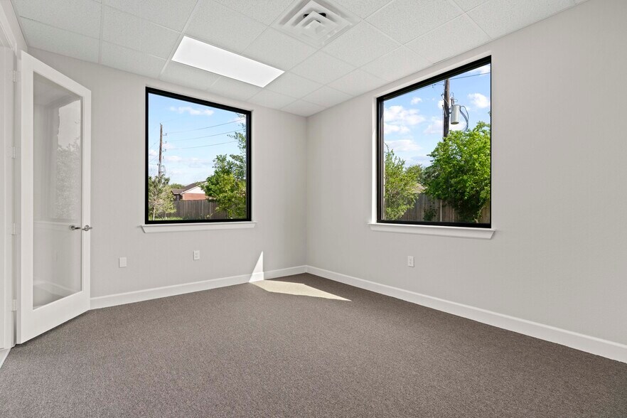 More Photos Of 25145 Star Ln, Katy Medical For Lease