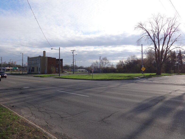 More Photos Of 27341-27377 Michigan Ave, Inkster Land For Lease
