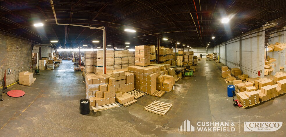 More Photos Of 24455 Aurora Rd, Bedford Heights Warehouse For Lease