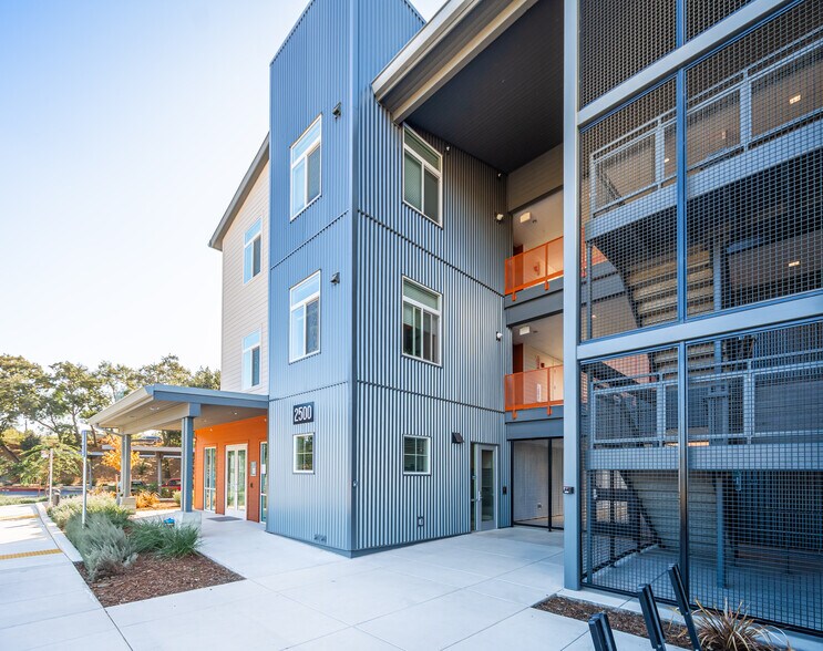 More Photos Of 2500 Cannery Loop, Davis Apartments For Sale