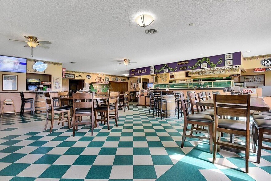 More Photos Of 1939 Acacia Ave, Sutter Restaurant For Sale
