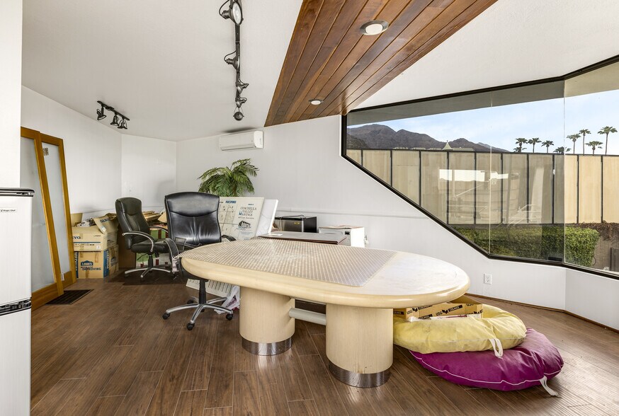 More Photos Of 201 N Indian Canyon Dr, Palm Springs Storefront Retail Office For Sale