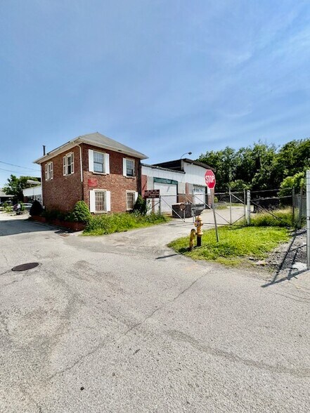 Primary Photo Of 295 Meadow Ave, Washington Warehouse For Sale