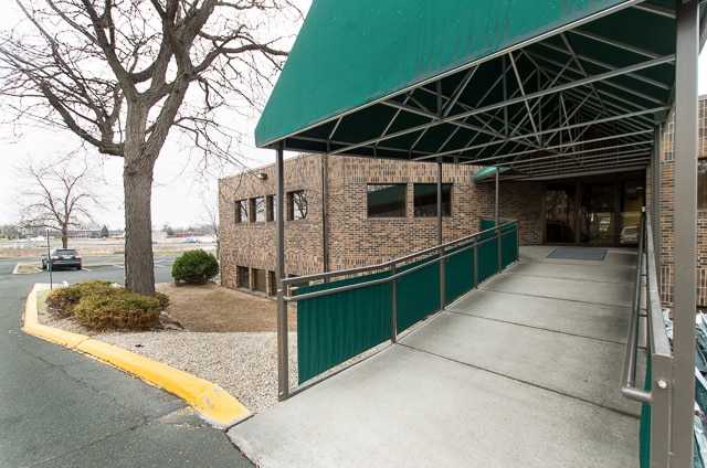 More Photos Of 12940 Harriet Ave S, Burnsville Medical For Lease