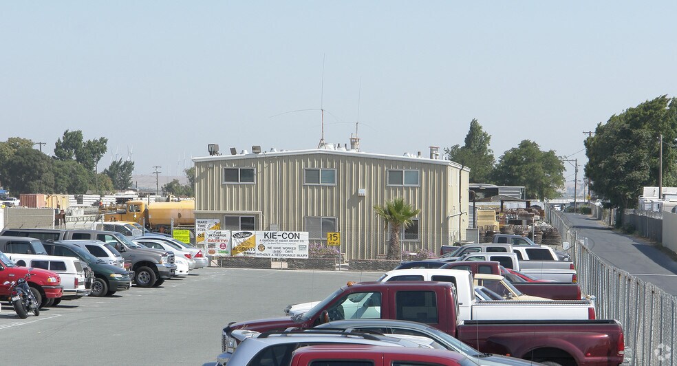 More Photos Of 3551 Wilbur Ave, Antioch Warehouse For Sale