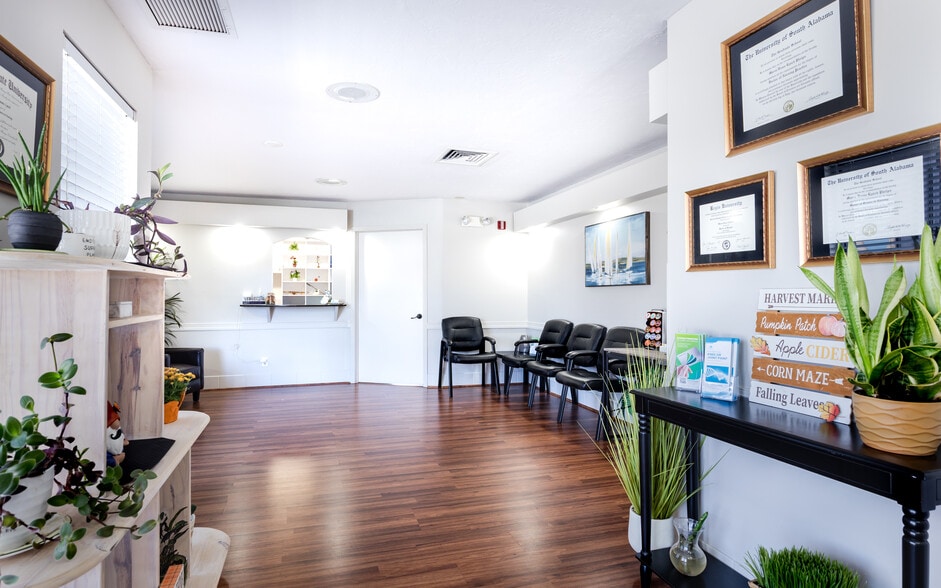 More Photos Of 12734 Kenwood Ln, Fort Myers Loft Creative Space For Lease