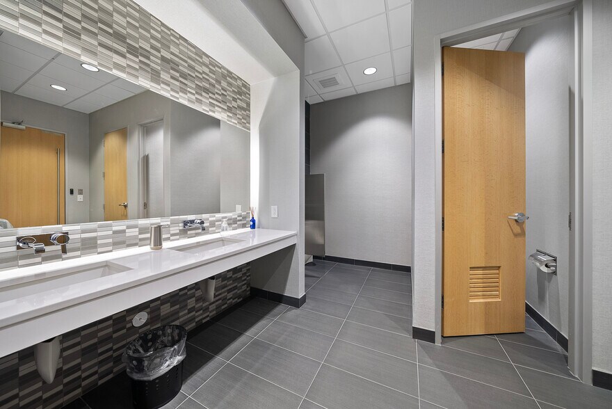 More Photos Of 12316 Hampton Way, Wake Forest Office Residential For Lease