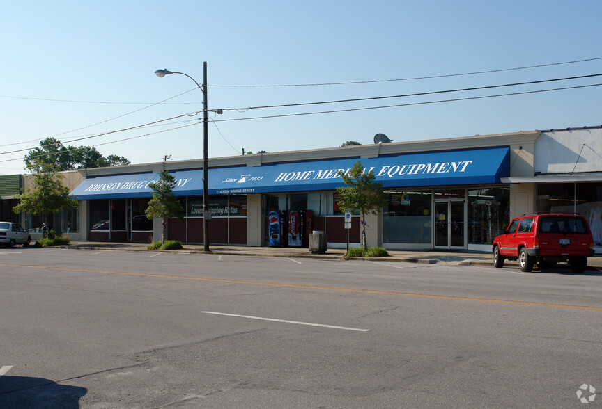 Primary Photo Of 714 New Bridge St, Jacksonville Storefront For Lease