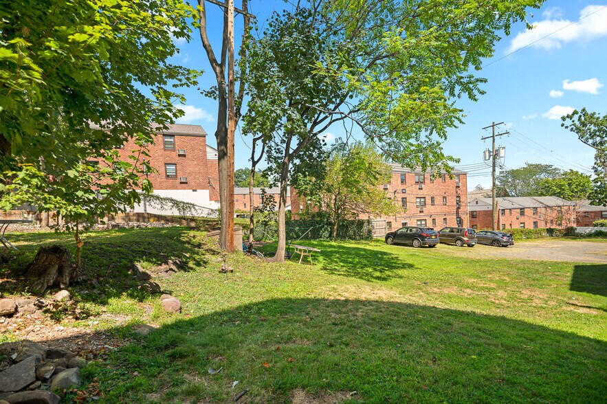 More Photos Of 128-132 High Ave, Nyack Apartments For Sale