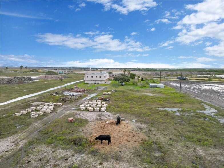 More Photos Of 2977 County Road 37, Corpus Christi Industrial For Sale