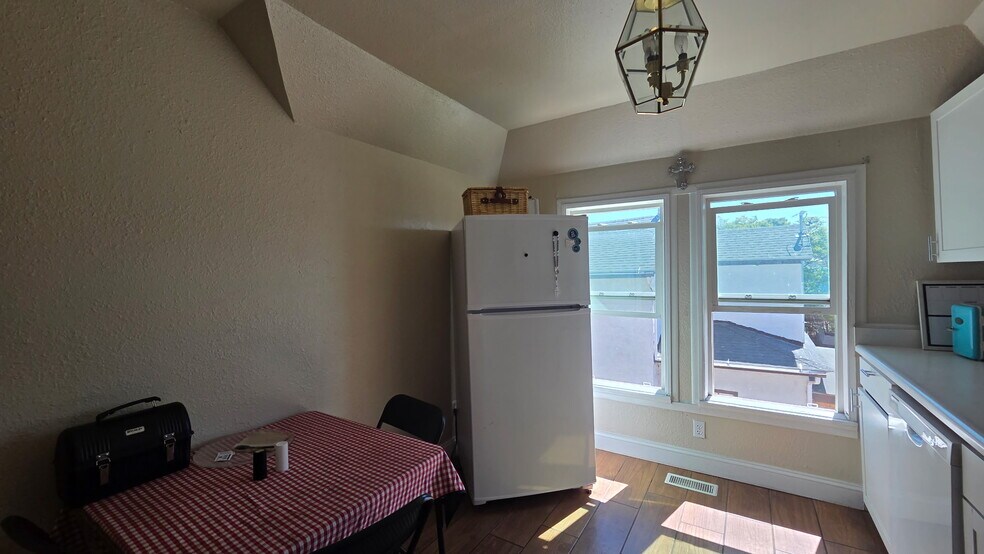 More Photos Of 616 W 10th St, Pueblo Apartments For Sale