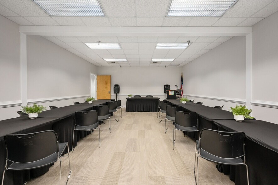 More Photos Of 415-417 Wolfe St, Fredericksburg Medical For Lease