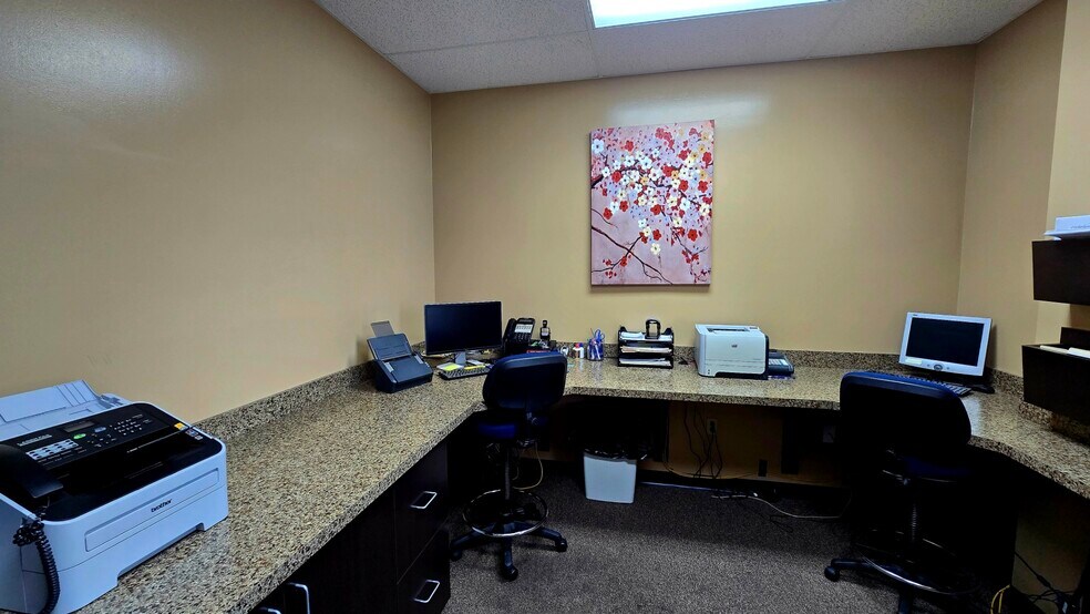 More Photos Of 100 W National Rd, Englewood Medical For Sale