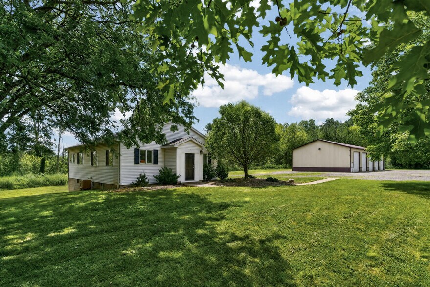 More Photos Of 6107 Loomis Rd, Farmington Office For Sale