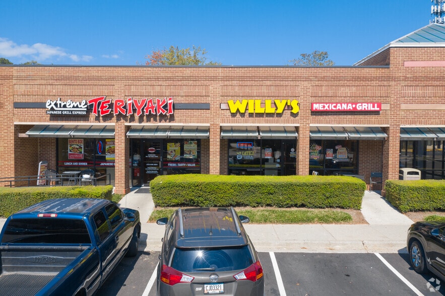 More Photos Of 3384 Holcomb Bridge Rd, Peachtree Corners Freestanding For Lease