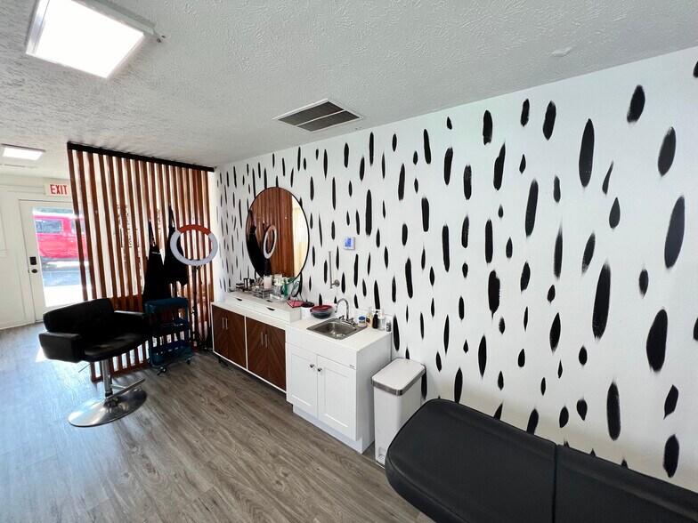 More Photos Of 8 N Clarendon Ave, Avondale Estates Freestanding For Sale