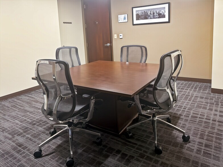 More Photos Of 601 Pennsylvania Ave NW, Washington Office For Lease