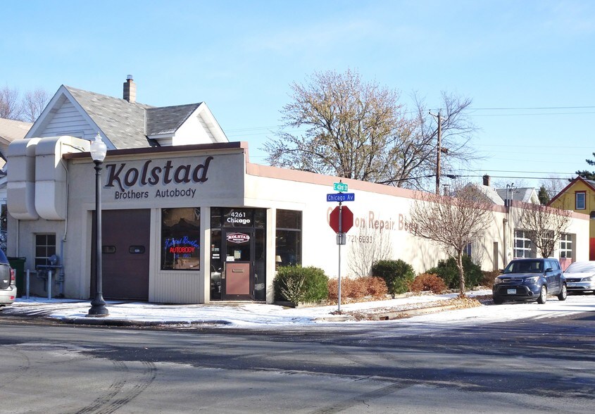 More Photos Of 4261 Chicago Ave, Minneapolis Auto Repair For Sale