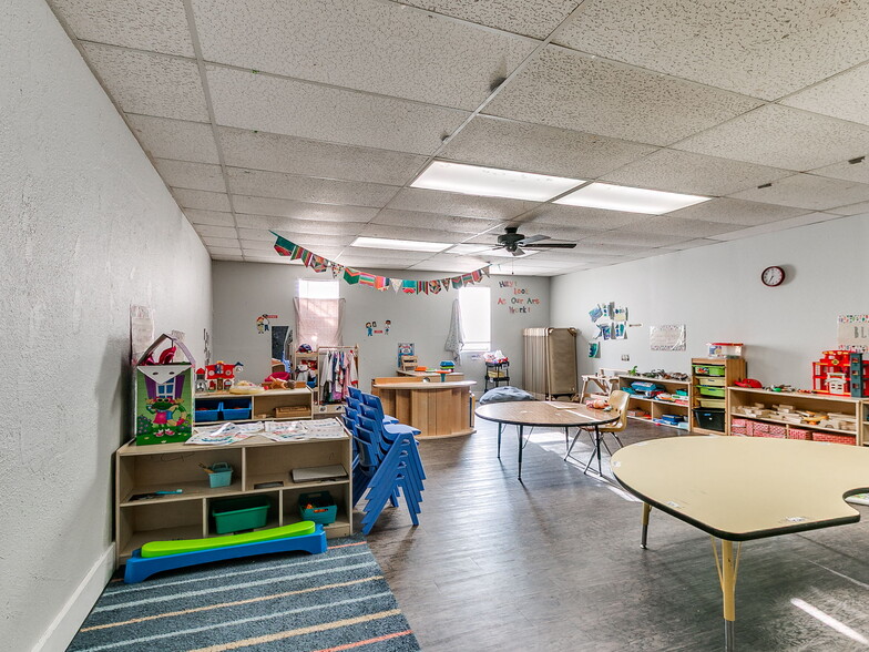 More Photos Of 809 SW 4th St, Moore Religious Facility For Sale