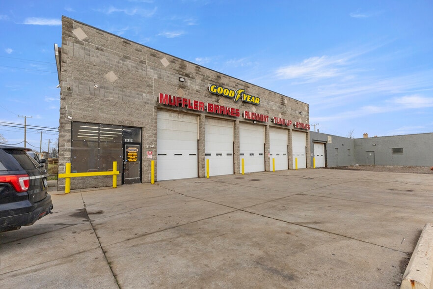 More Photos Of 14801-14835 Livernois Ave, Detroit Auto Repair For Sale