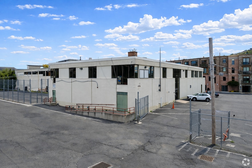 More Photos Of 41 Hudson View Way, Tarrytown Office For Lease