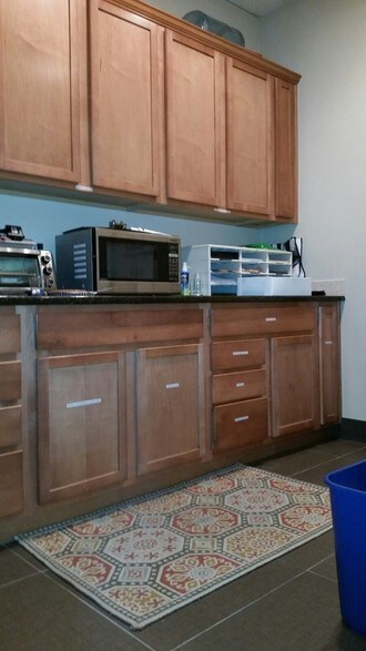 More Photos Of 18662-18678 SW Boones Ferry Rd, Tualatin Apartments For Lease