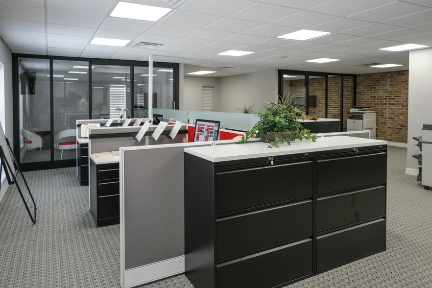 More Photos Of 6001 Nw Expressway, Oklahoma City Office For Sale