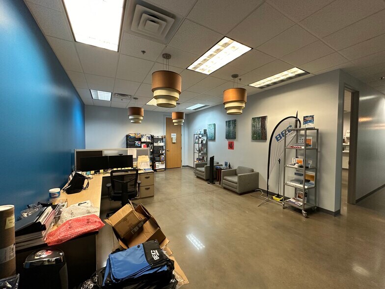 More Photos Of 3301 Matrix Dr, Richardson Research And Development For Sale