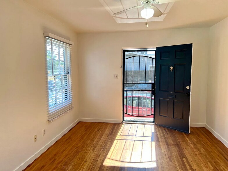 More Photos Of 4515 35th Pl, San Diego Apartments For Sale