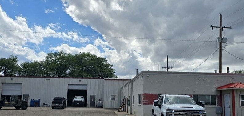 More Photos Of 712 S Milam St, Amarillo Warehouse For Lease