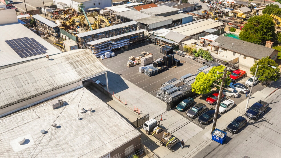 More Photos Of 1260-1280 E 9th St, Pomona Manufacturing For Sale