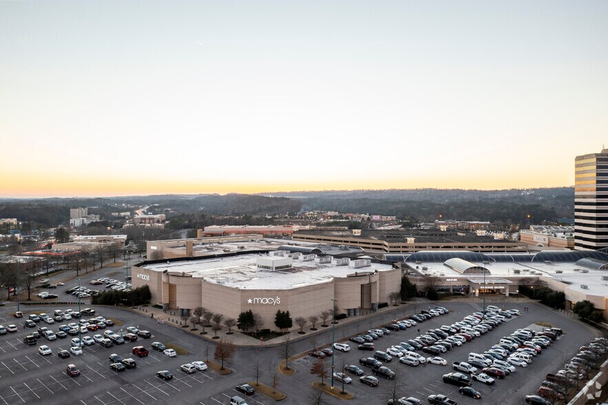 More Photos Of 3000 Riverchase Galleria, Birmingham Unknown For Lease