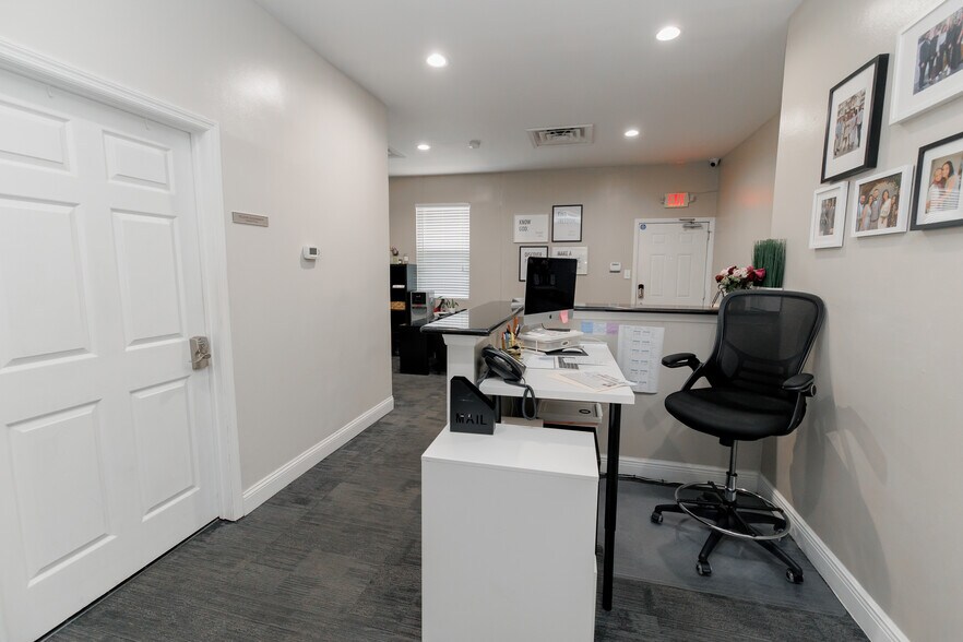 More Photos Of 2016 Anniston Rd, Jacksonville Religious Facility For Sale