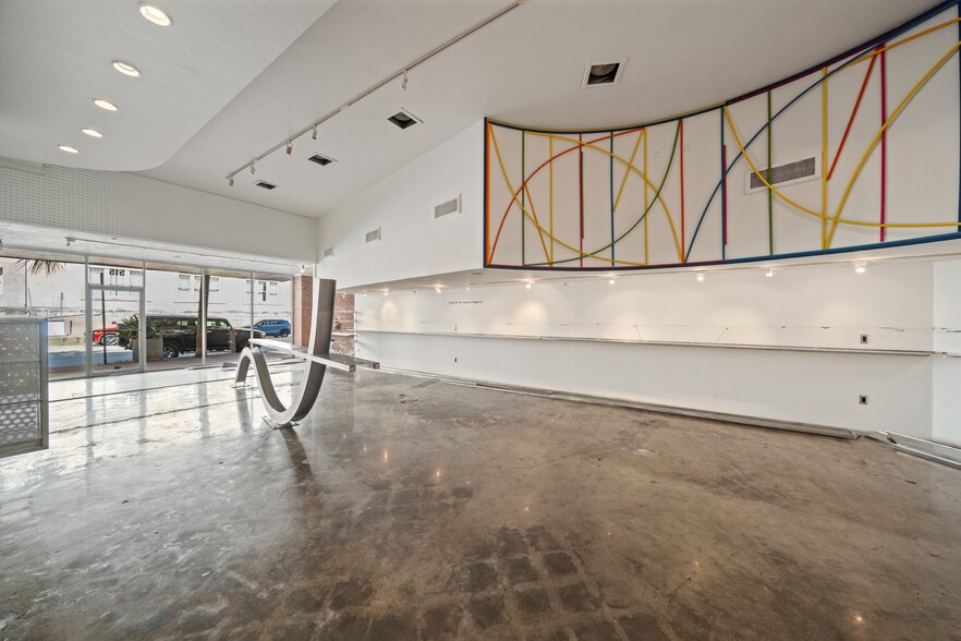 More Photos Of 515 22nd St, Galveston General Retail For Sale