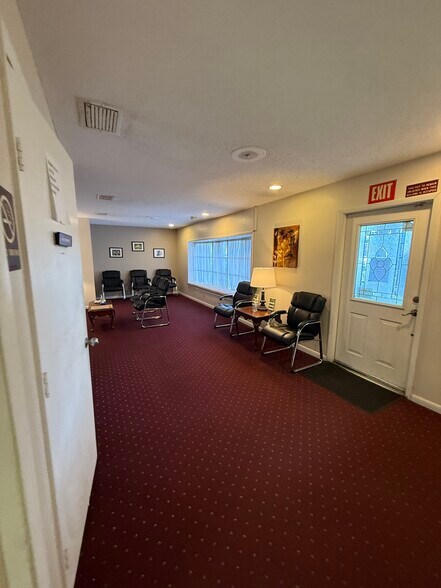 More Photos Of 28960 US Highway 19 N, Clearwater Medical For Sale