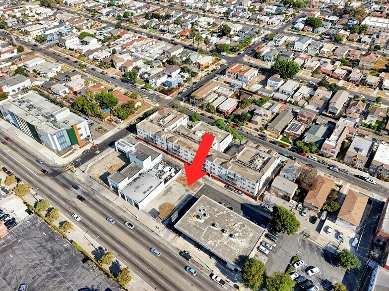 More Photos Of 1041 W Manchester Ave, Los Angeles Land For Sale