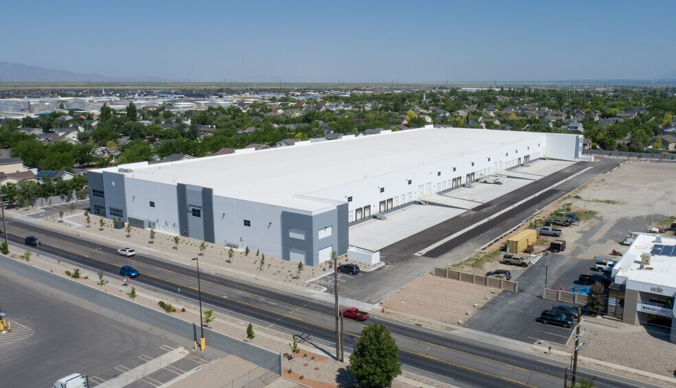 More Photos Of 1376 W 2600 S, Woods Cross Distribution For Sale