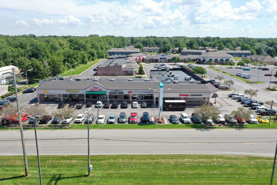 More Photos Of 1403 S Lake Park Ave, Hobart Unknown For Lease