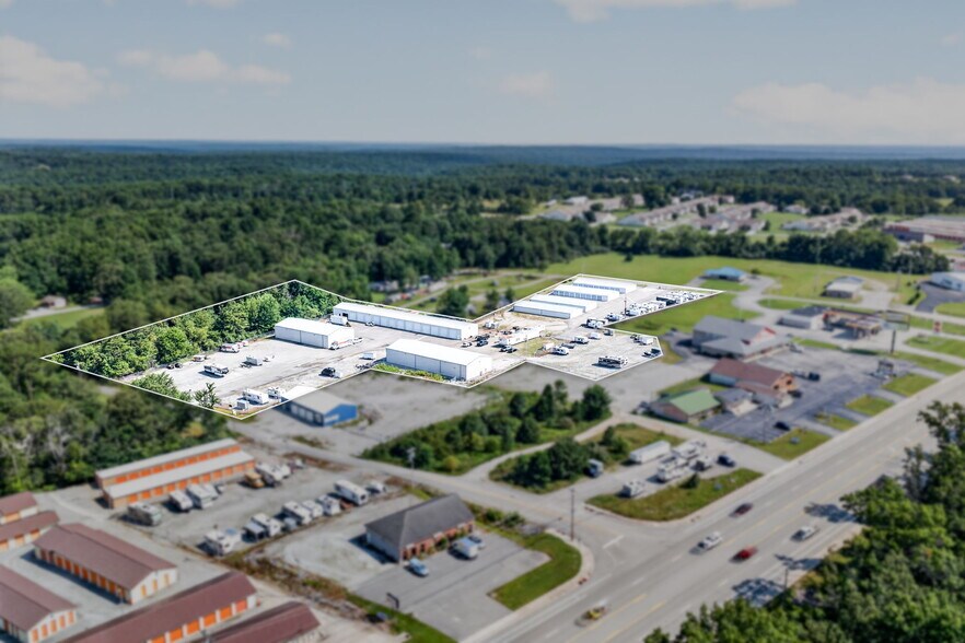 More Photos Of 110 Woodlands Cir, Crossville Self Storage For Sale