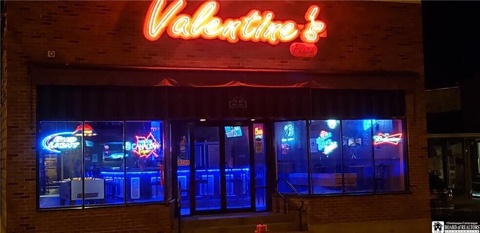 More Photos Of 12-14 Water St, Fredonia Bar For Sale