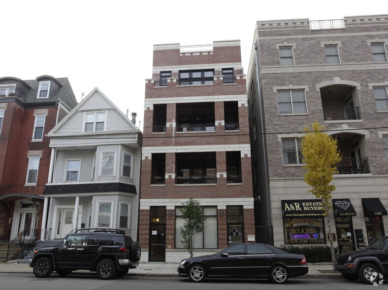 More Photos Of 1443 W Belmont Ave, Chicago Storefront Retail Office For Sale