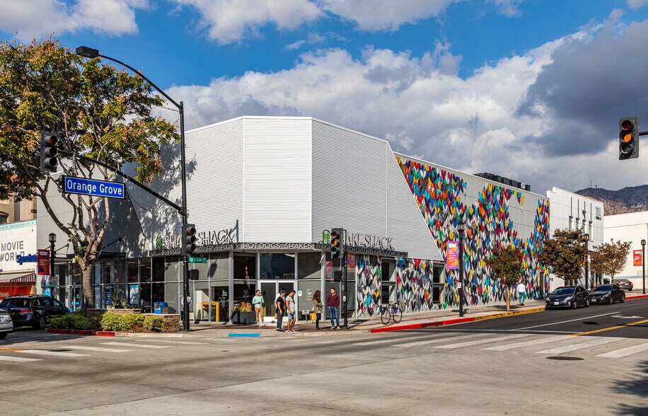 More Photos Of 200 N San Fernando Blvd, Burbank Freestanding For Lease