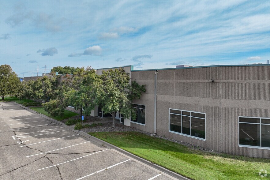More Photos Of 17834 Industrial Cir NW, Elk River Warehouse For Lease