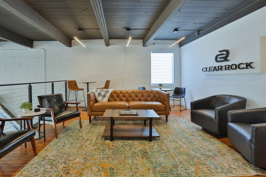 More Photos Of 615 Broadway St, Lubbock Office For Sale