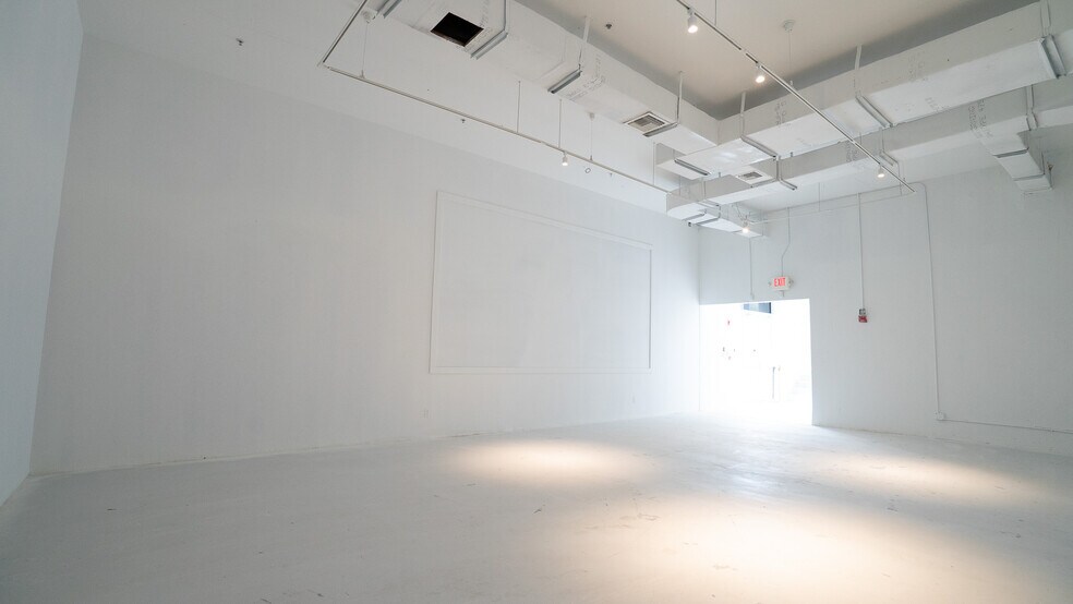 More Photos Of 2534 N Miami Ave, Miami Office For Sale