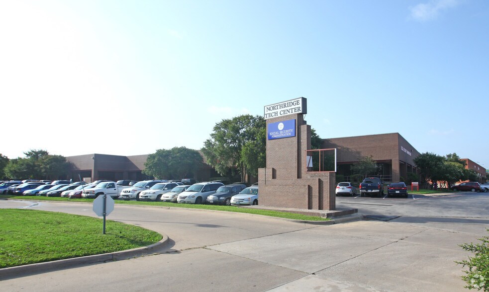 More Photos Of 2010-2044 N State Highway 360, Grand Prairie Light Distribution For Lease